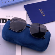 GUCCI 26S SQUARE FRAME IN METAL 424711