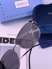 GUCCI 26S SQUARE FRAME IN METAL 424711