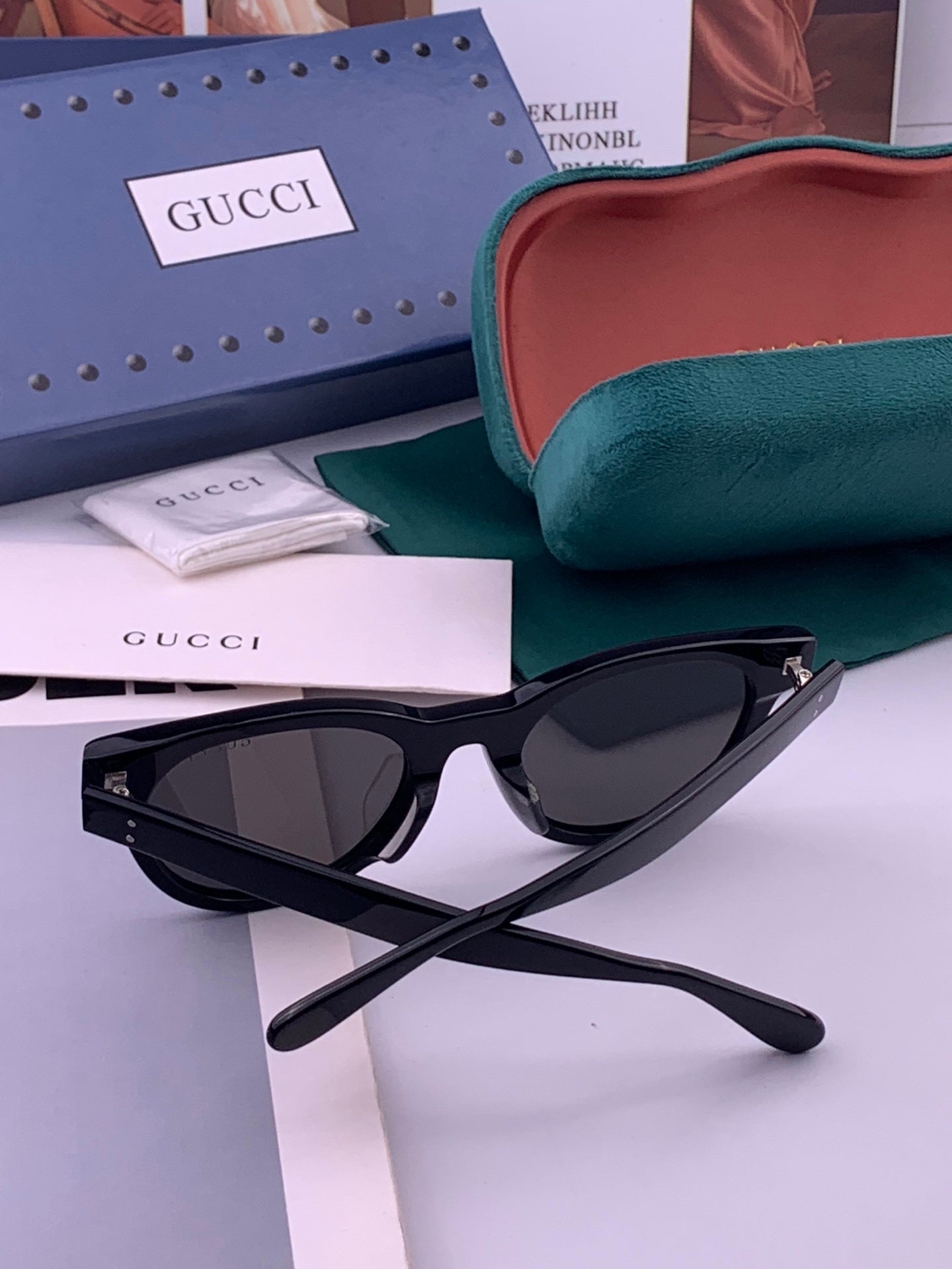 GUCCI 26S SQUARE FRAME IN ACETATE 424714