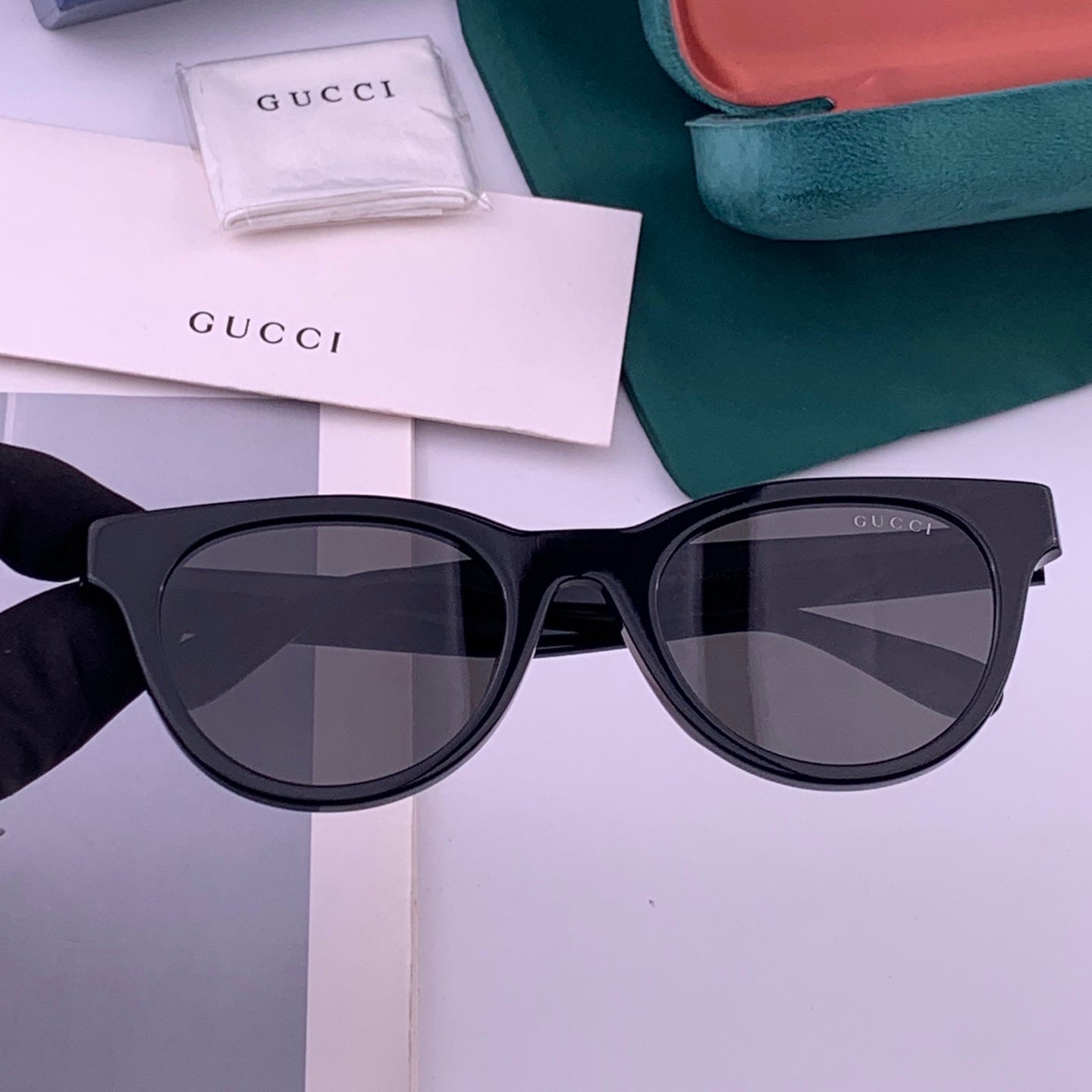 GUCCI 26S SQUARE FRAME IN ACETATE 424714