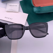 GUCCI 26S SQUARE FRAME IN ACETATE 426550