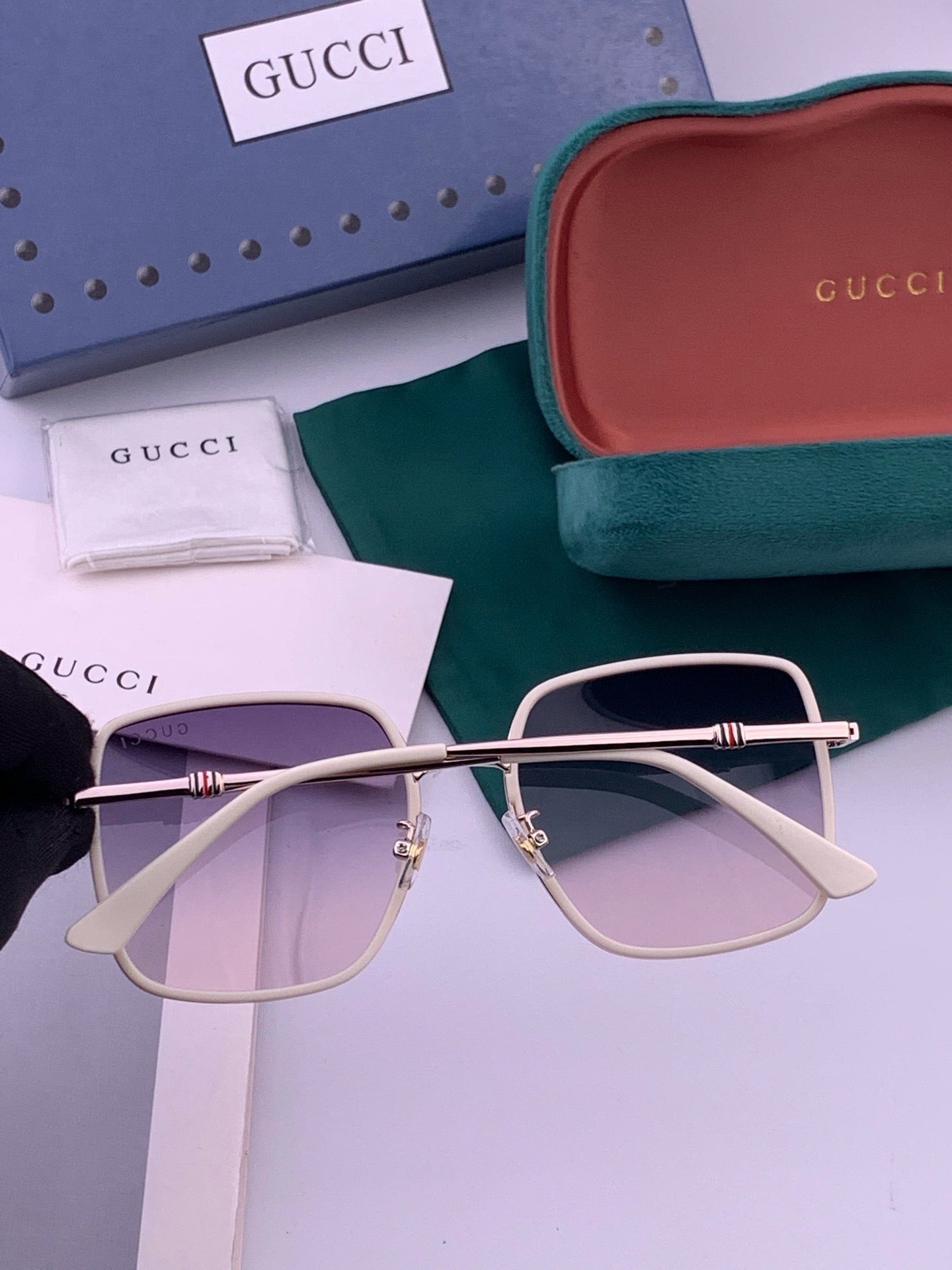 GUCCI 26S SQUARE FRAME IN ACETATE 426559