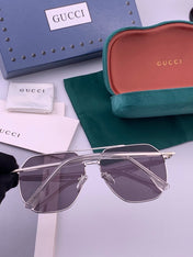 GUCCI 26S SQUARE FRAME IN METAL 426563