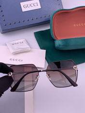 GUCCI 26S SQUARE FRAME IN METAL 426567