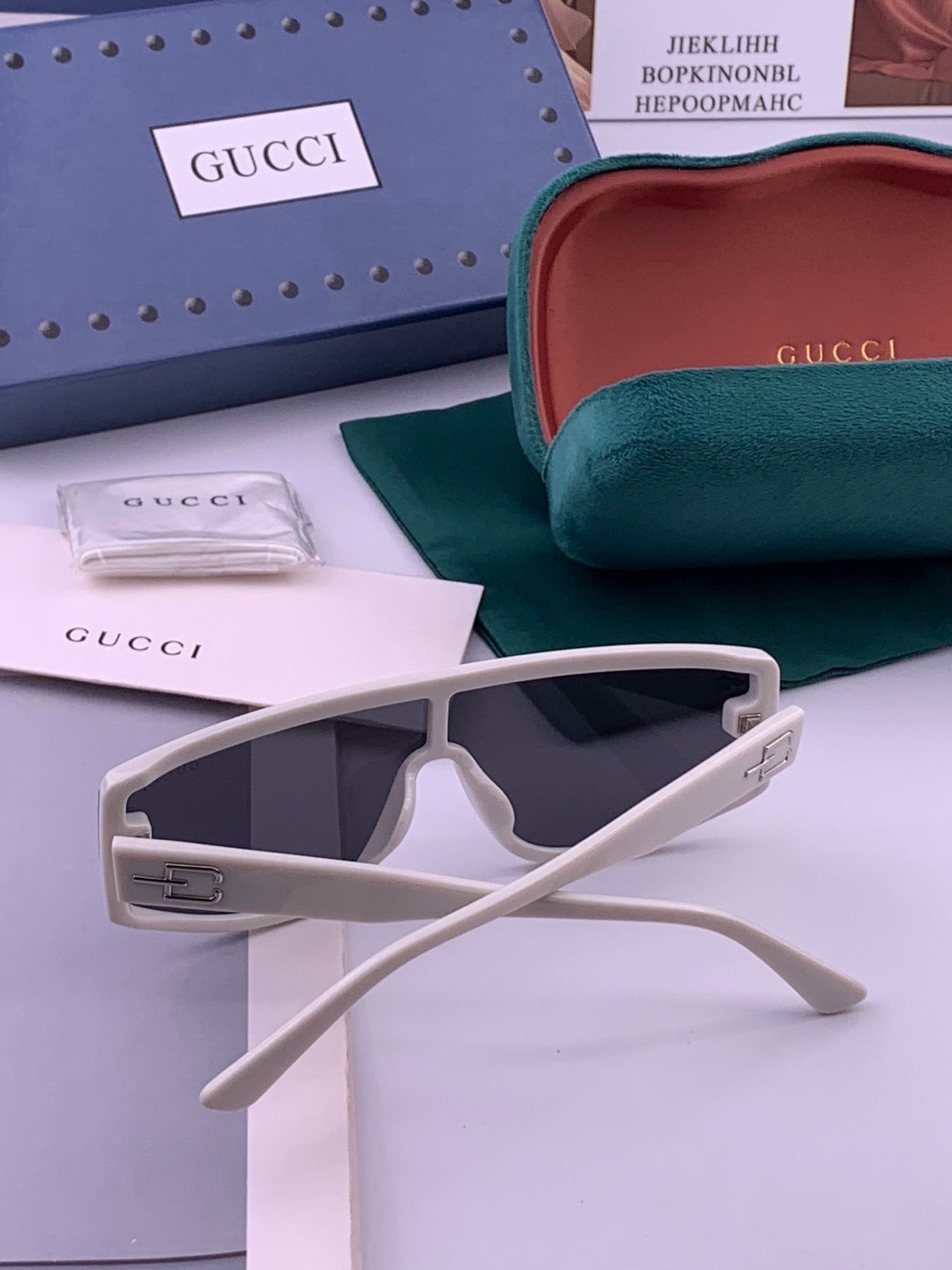 GUCCI 26S MASK FRAME IN ACETATE 426570