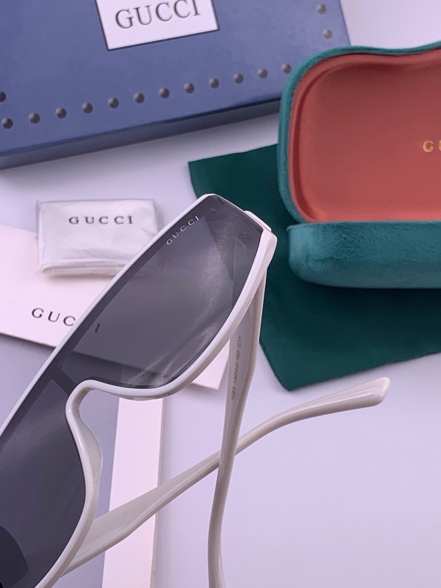 GUCCI 26S MASK FRAME IN ACETATE 426570