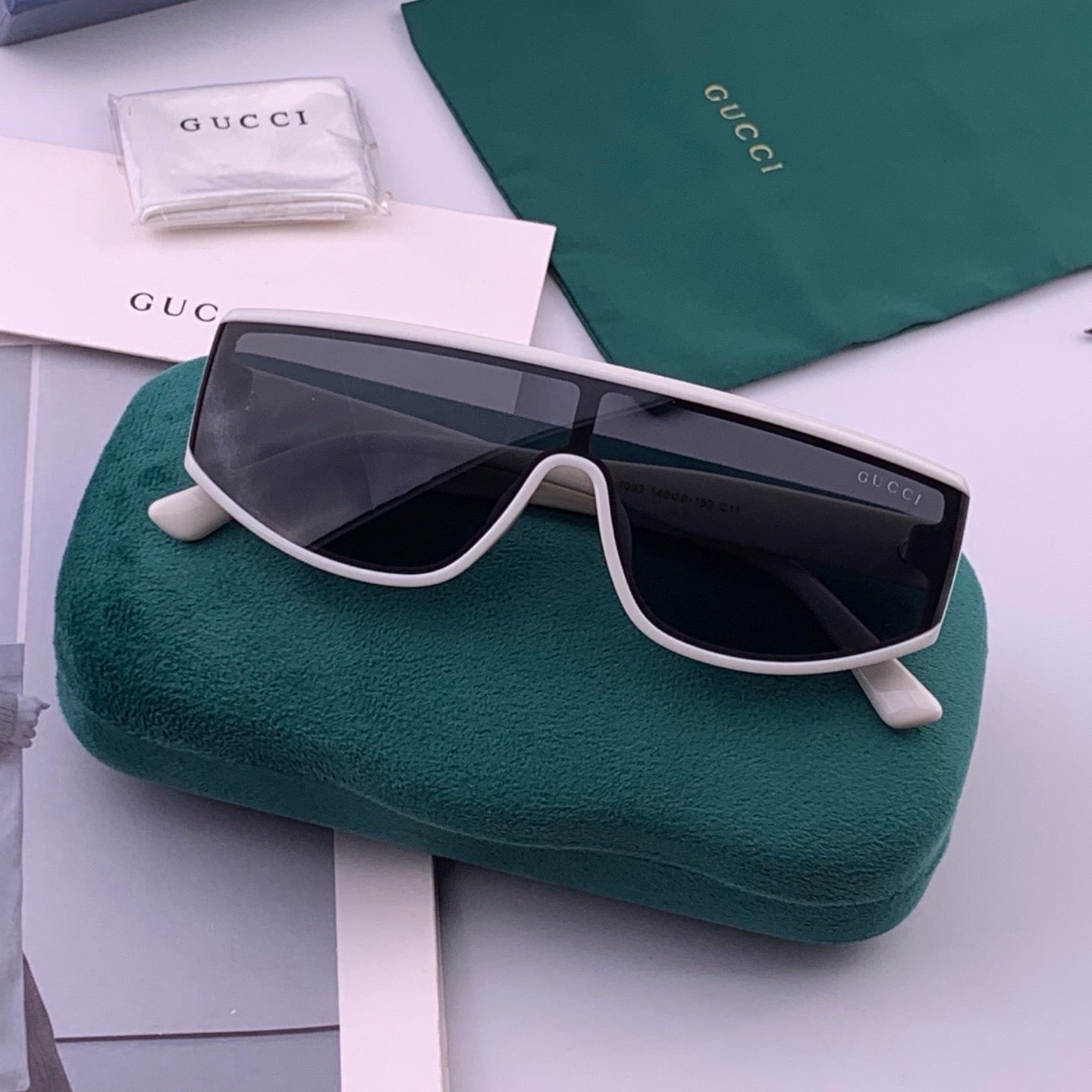 GUCCI 26S MASK FRAME IN ACETATE 426570