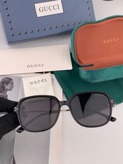 GUCCI 26S SQUARE FRAME IN METAL 426580