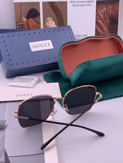 GUCCI 26S SQUARE FRAME IN METAL 426413