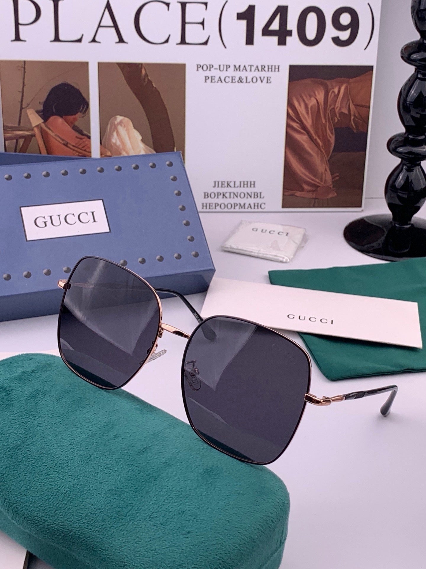 GUCCI 26S SQUARE FRAME IN METAL 426413