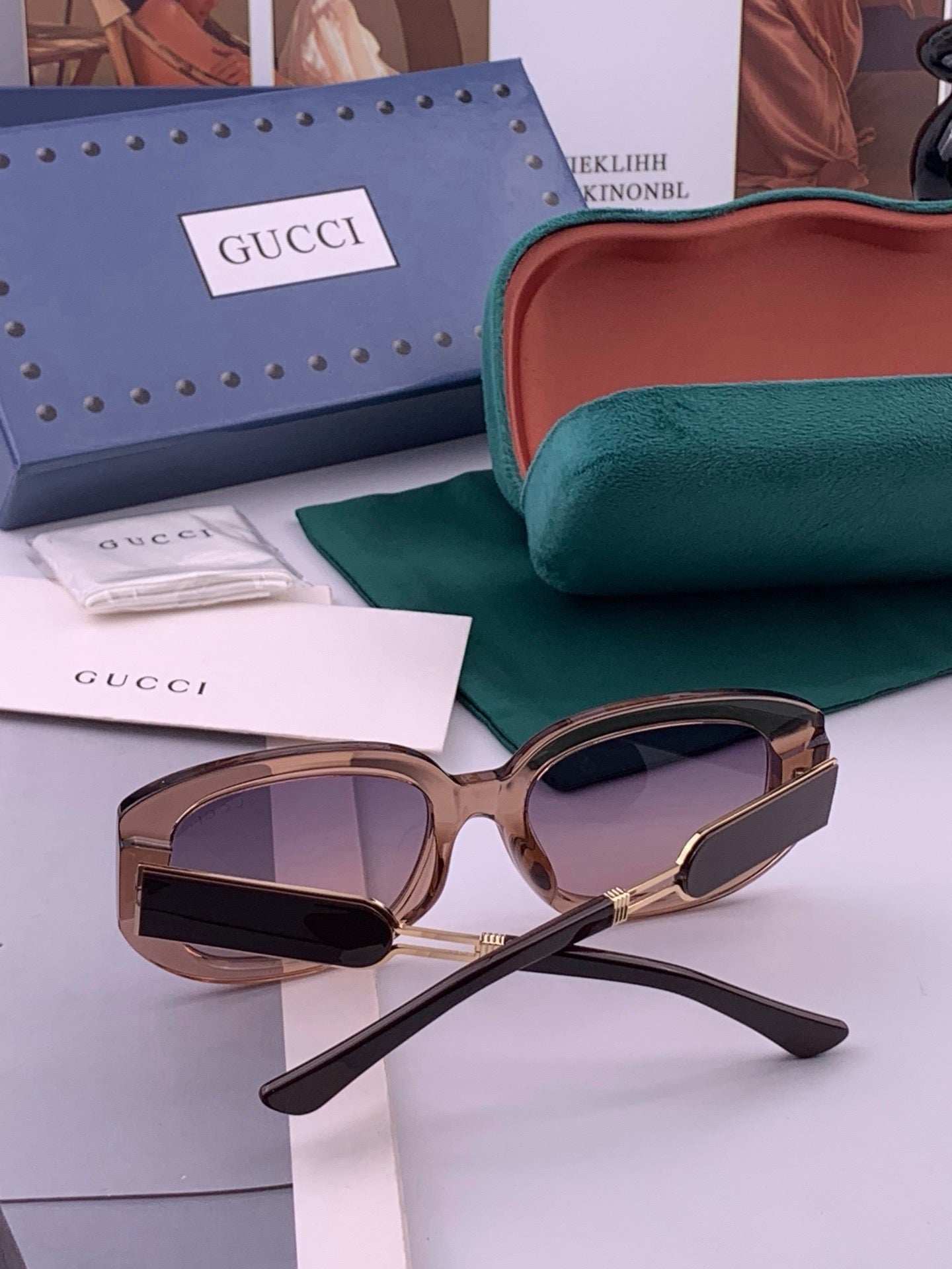 GUCCI 26S RECTANGULAR FRAME IN ACETATE 426416