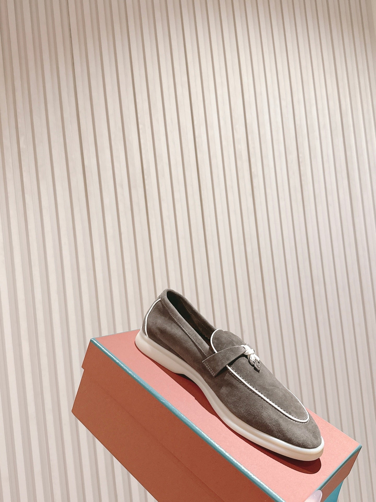 LP LOAFERS 25S IN ASH BROWN SUEDE WITH SILVER HARDWARE
