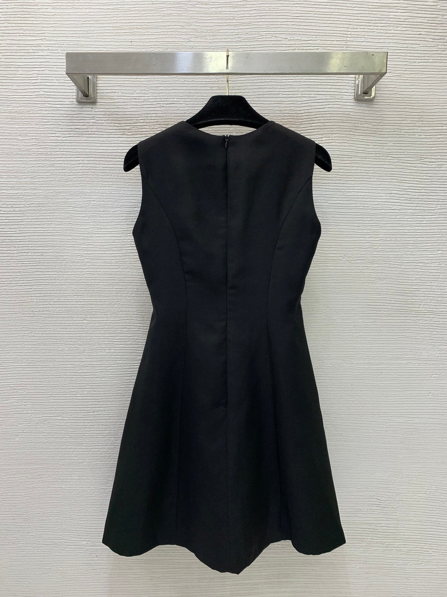 VALENTINO 26S SLEEVELESS MINI DRESS 338