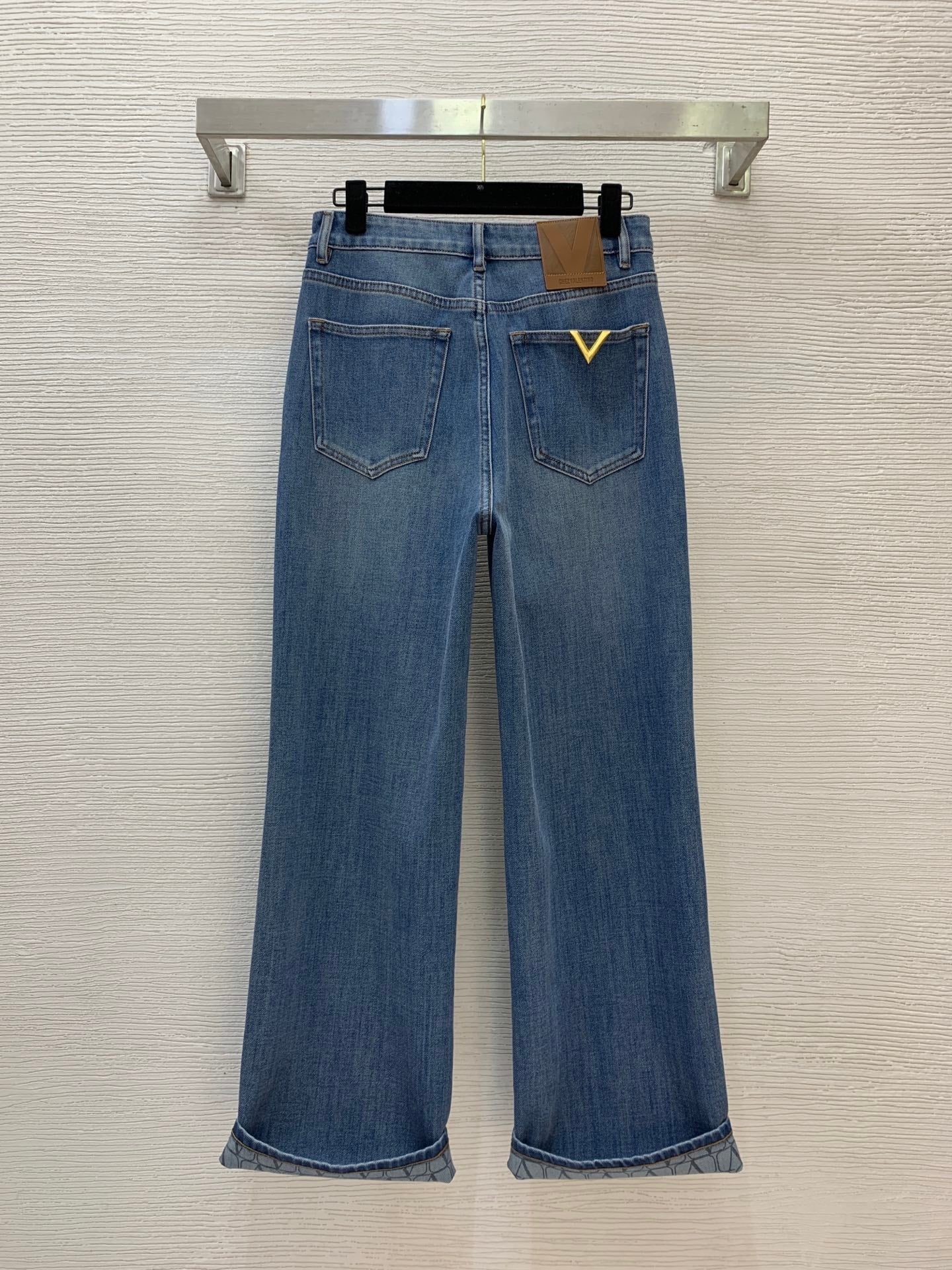 VALENTINO 26S HIGH-WAIST WIDE-LEG JEANS 331