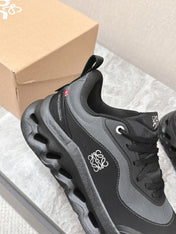 RUN SNEAKER IN BLACK SUEDE AND MESH FABRIC