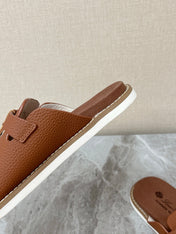 LP 26S LOCK CHARM SLIDES IN CARAMEL BROWN CALFSKIN SILVER HARDWARE