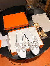 0RAN SANDAL Calfskin White
