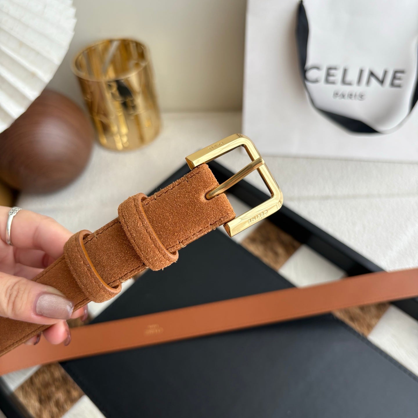 CELINE 26S BELT 25 MM IN CAMEL SUEDE 657474