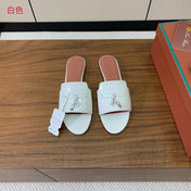 LP OSTRICH-EMBOSSED FLAT SANDALS 25S IN WHITE LAMBSKIN