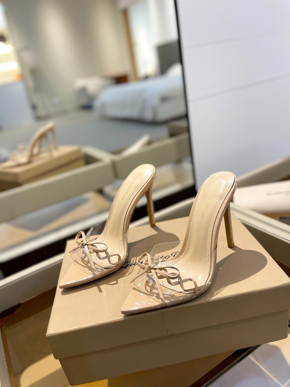 GIANVITO ROSSI 26S HEELED SANDALS 105 MM IN BEIGE PATENT CALFSKIN
