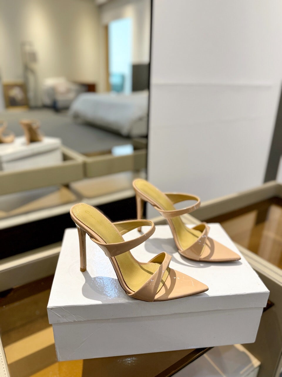 GIANVITO ROSSI 26S POINTED-TOE HEELED SANDALS 105 MM IN NUDE PATENT CALFSKIN