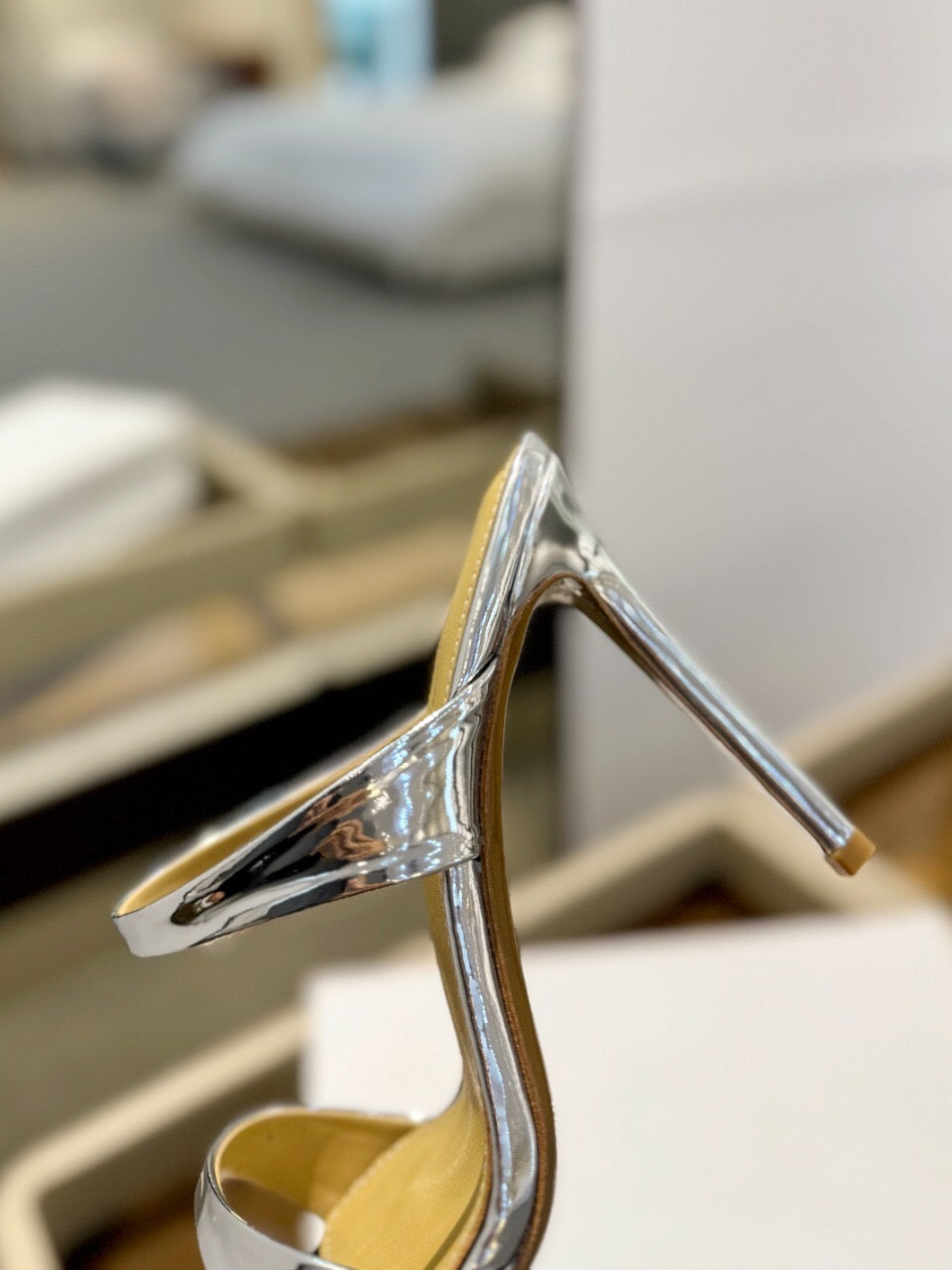 GIANVITO ROSSI 26S POINTED-TOE HEELED SANDALS 105 MM IN SILVER PATENT CALFSKIN