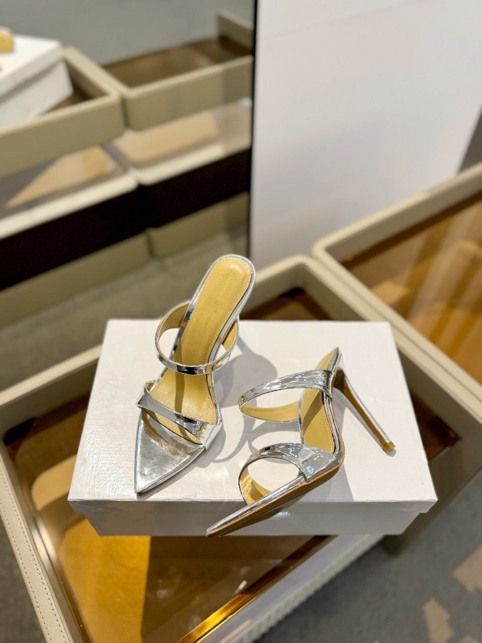 GIANVITO ROSSI 26S POINTED-TOE HEELED SANDALS 105 MM IN SILVER PATENT CALFSKIN