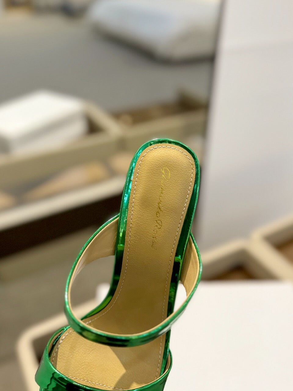 GIANVITO ROSSI 26S POINTED-TOE HEELED SANDALS 105 MM IN GREEN PATENT CALFSKIN