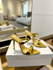 GIANVITO ROSSI 26S POINTED-TOE HEELED SANDALS 105 MM IN GOLD PATENT CALFSKIN