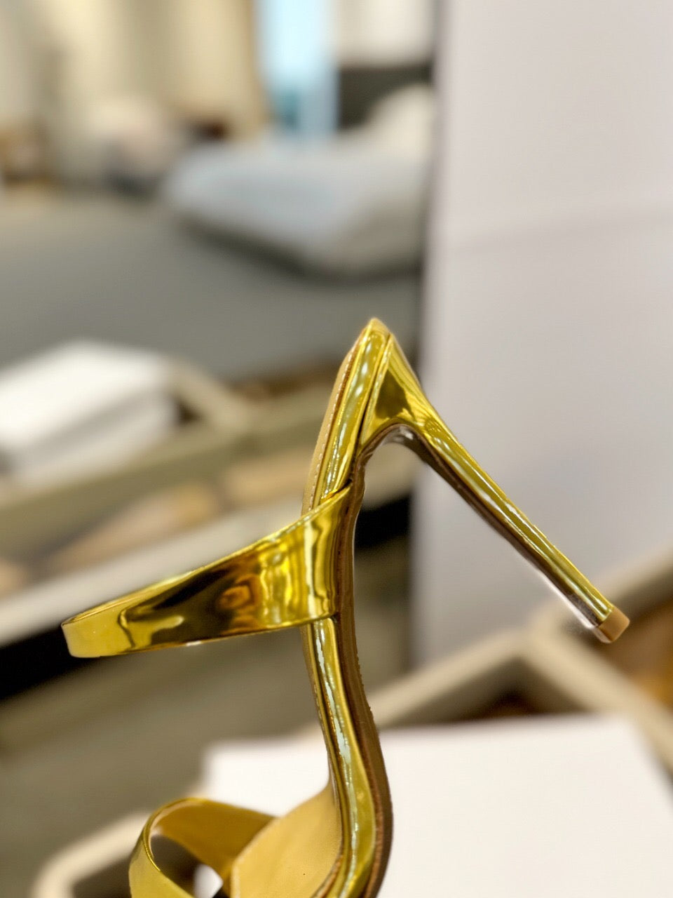 GIANVITO ROSSI 26S POINTED-TOE HEELED SANDALS 105 MM IN GOLD PATENT CALFSKIN