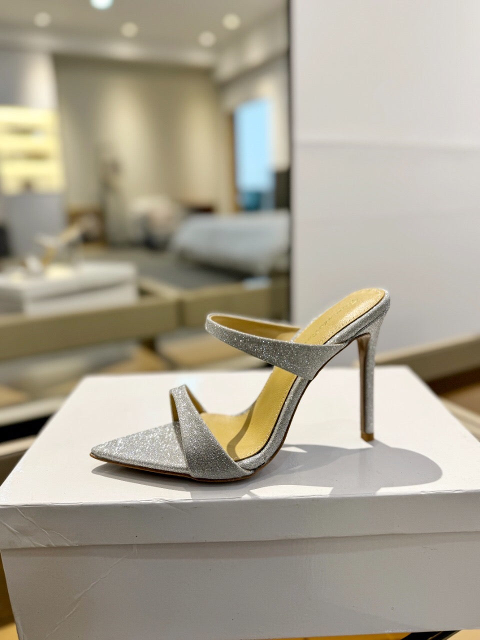 GIANVITO ROSSI 26S HEELED SANDALS 105 MM IN SILVER GLITTER