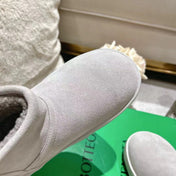 SNAP MINI ANKLE BOOTS IN PALE GRAY SUEDE AND SHEARLING LINING