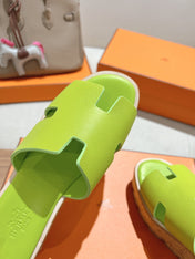 HM 25S HIGH WEDGE SANDALS IN SPRING GREEN LAMBSKIN STYLE 22