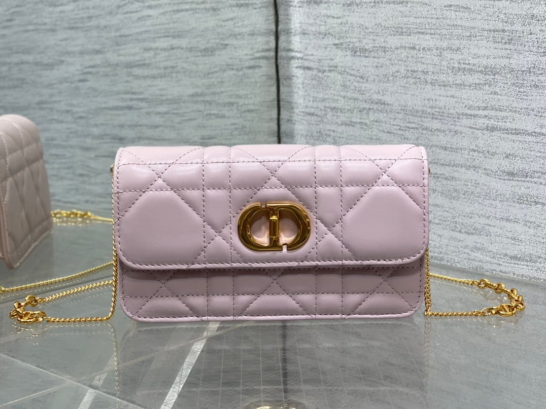 MONTAIGNE AVENUE MINI 19 BAG IN LIGHT PINK CALFSKIN WITH GOLD HARDWARE