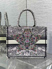 MEIDUM 36 BOOK TOTE IN COLORFUL CANVAS 226290