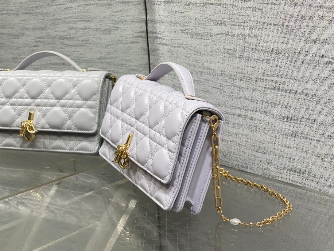 DIOR 25S DIOR TALK PHONE POUCH 21 IN PALE LILAC CALFSKIN GOLD HARDWARE