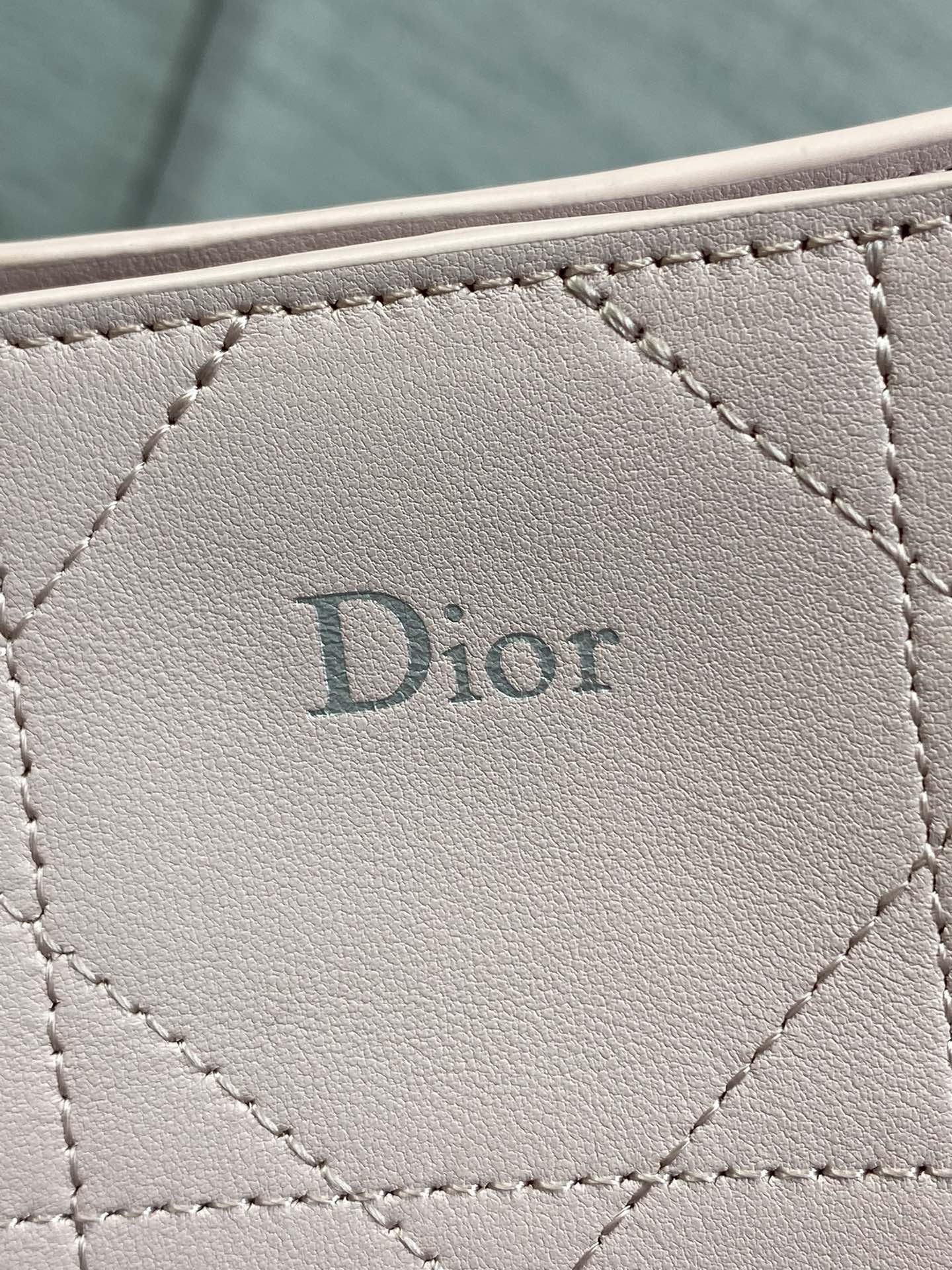 DIOR 26S TRIANON BAG 20 IN LIGHT PINK LAMBSKIN