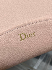 DIOR 26S MEDAILLON BUCKET BAG 26 IN LIGHT PINK CALFSKIN