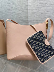 DIOR 26S MEDAILLON BUCKET BAG 26 IN LIGHT PINK CALFSKIN