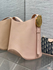 DIOR 26S MEDAILLON BUCKET BAG 26 IN LIGHT PINK CALFSKIN