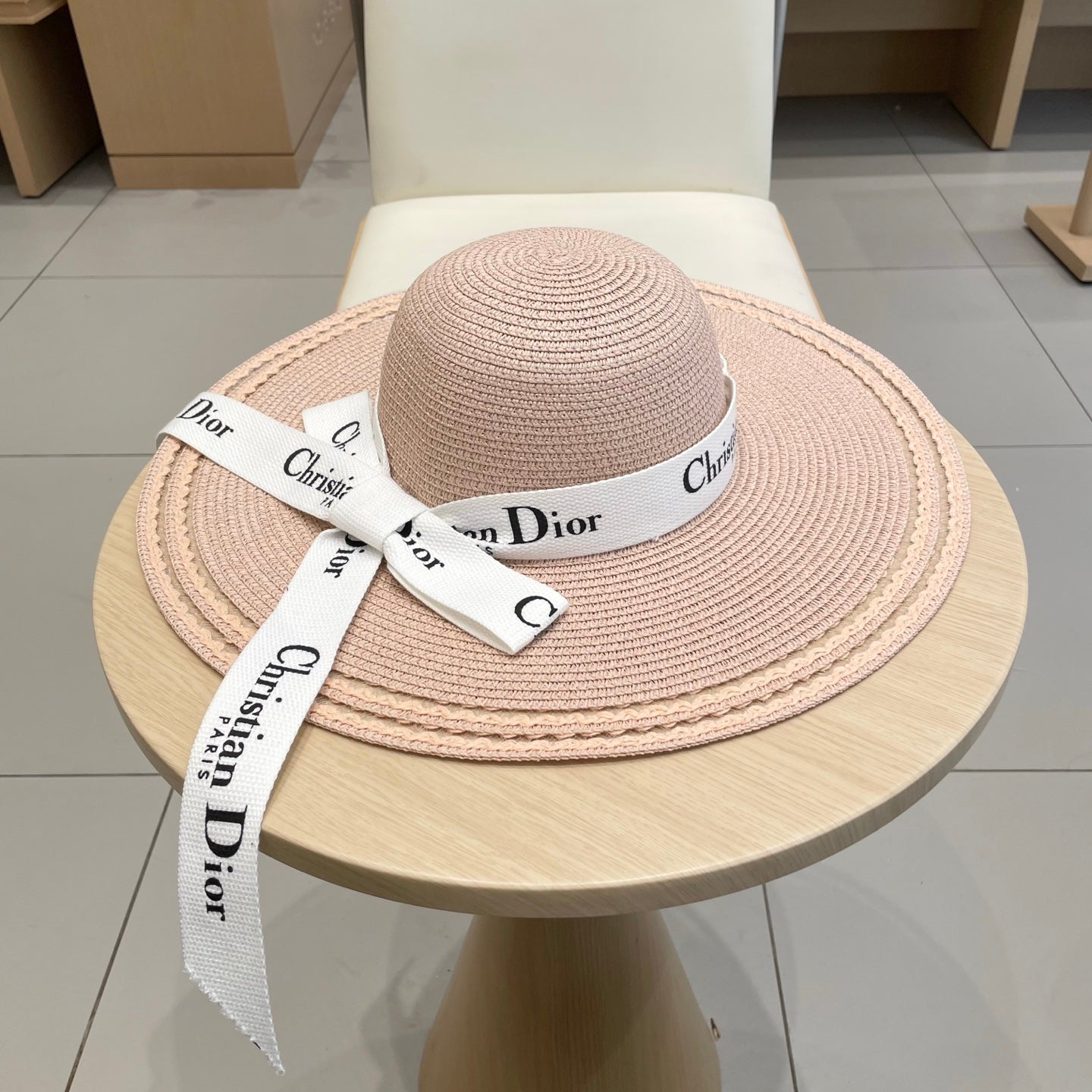 HAT IN LIGHT PINK BEIGE RAFFIA WIDE-BRIM MIX BIG WHITE BOW
