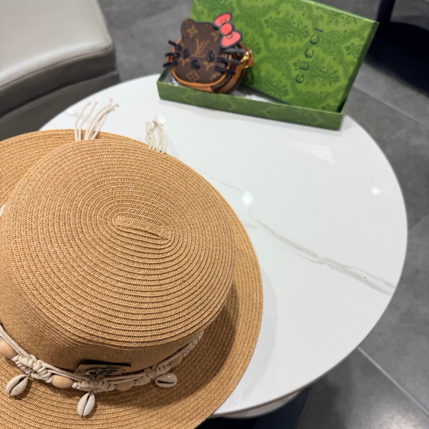 GUCCI 26S FLAT BRIM STRAW HAT WITH BOW STYLE 17