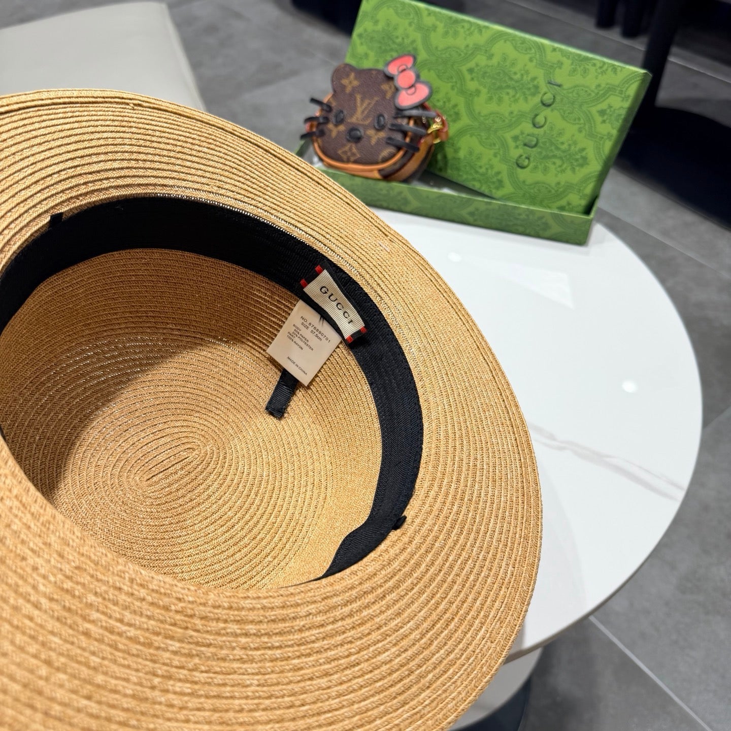 GUCCI 26S FLAT BRIM STRAW HAT WITH BOW STYLE 16