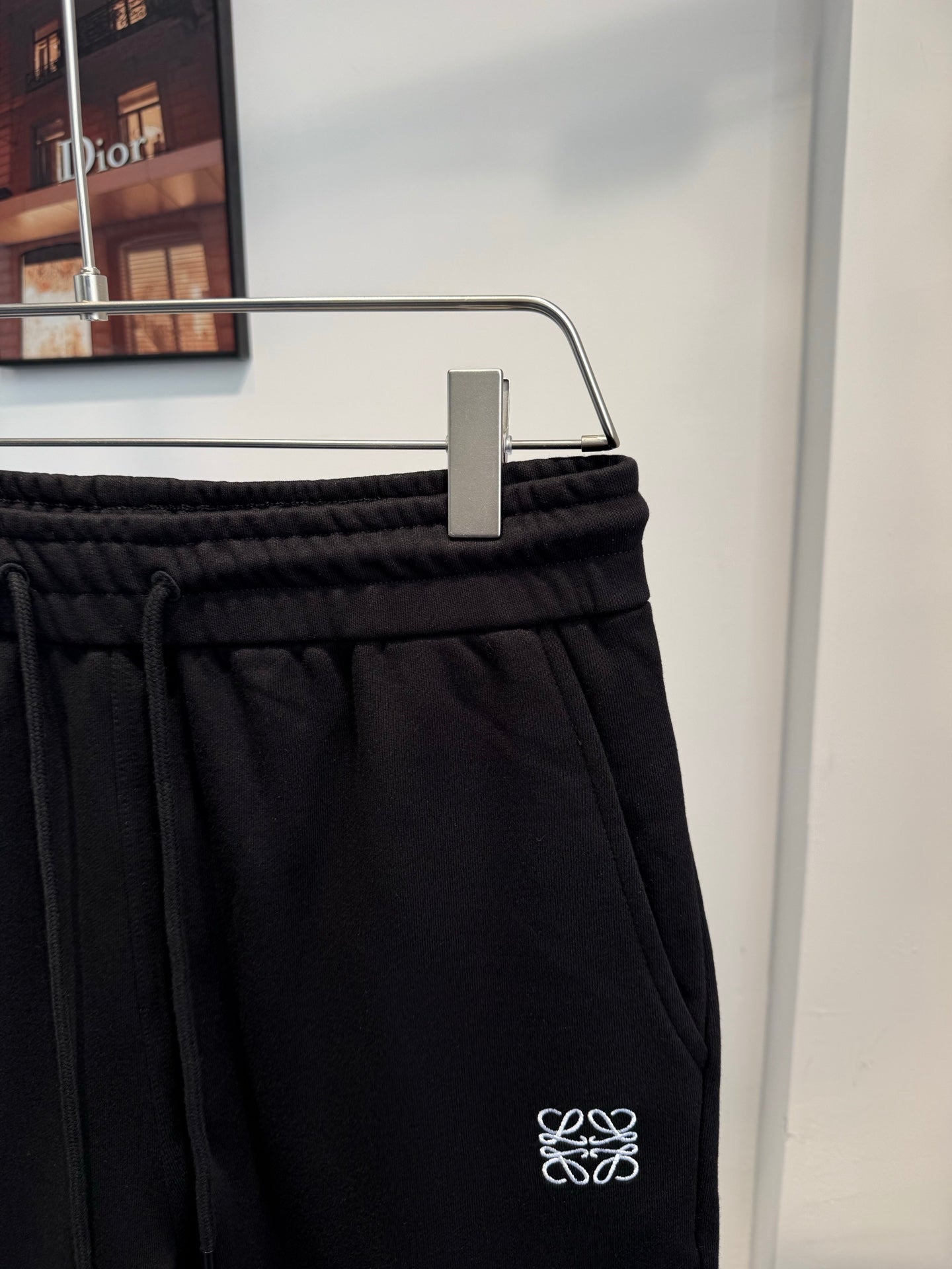 LOEWE 26S EMBROIDERED SWEATSHORTS 538