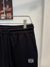 LOEWE 26S EMBROIDERED SWEATSHORTS 538
