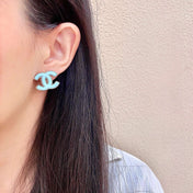 CHANEL 26S DOUBLE C LOGO TURQUOISE ENAMEL STUD EARRINGS IN GOLD METAL 630067