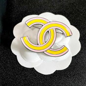CHANEL 26S CHANEL DOUBLE C LOGO YELLOW & PINK ENAMEL BROOCH IN SILVER METAL 629912