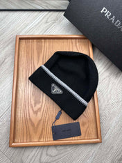 BEANIE HAT IN BLACK WOOL 349648