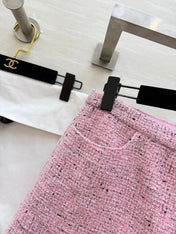 CHANEL 26S SHORT-SLEEVE WOOL TOP AND SHORTS SET 929