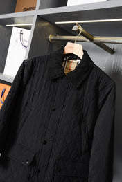 BURBERRY 25S QUILTED JACKET 235